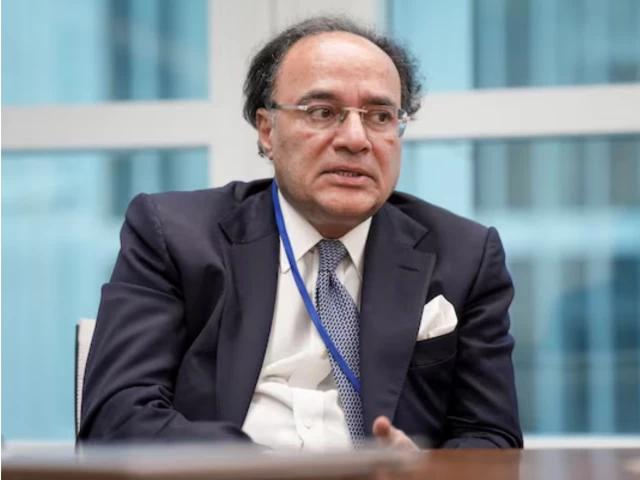 Pakistan shifts from stabilisation to export-led growth, says finance minister